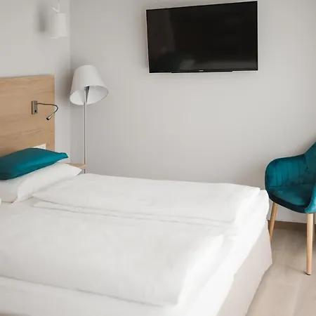 Hotel Wiesenhof Algund Buitenkant foto
