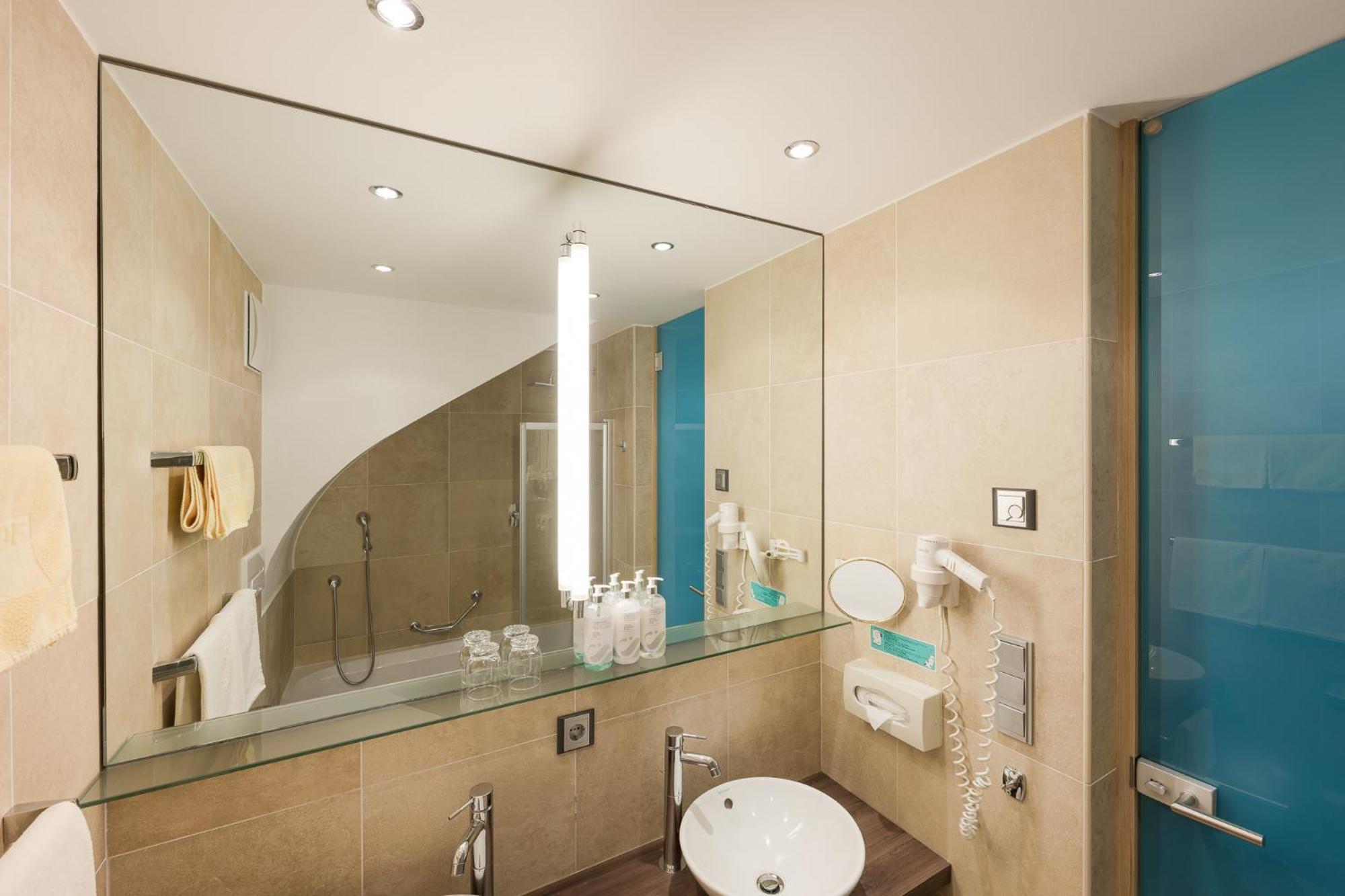 Wiesenhof Hotel 4*